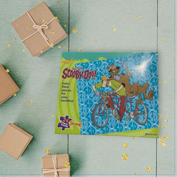 CN SCOOBY-DOO  24 Piece Puzzle by Pressman Ages 3 - 7 EUC!! - Picture 1 of 4